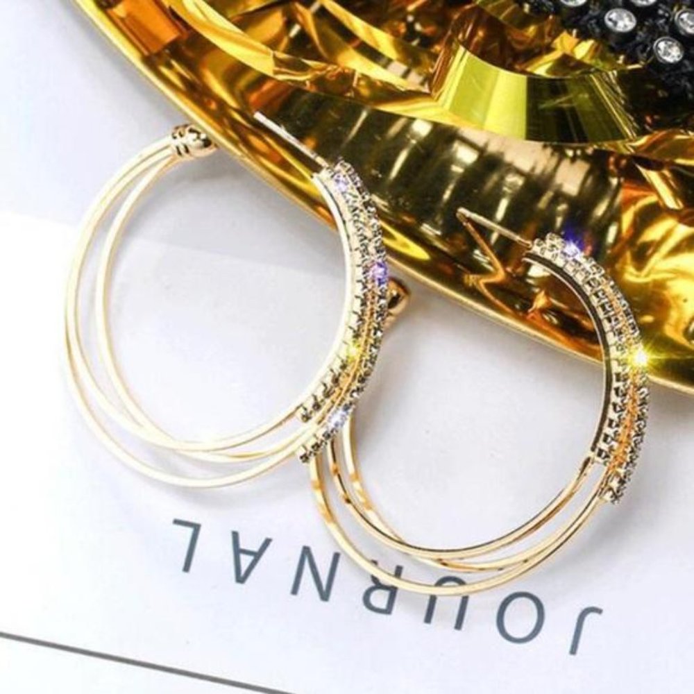 NEW Shiny Gold Circle Diamond Hoop Earrings, beautiful Earrings, cute Earrings - Picture 4 of 7